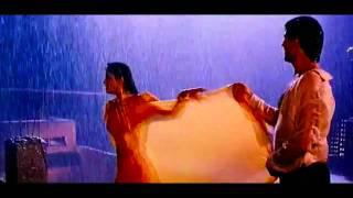 Hot Raveena Tandon in Mohra - Tip Tip Barsa Pani (Love in Rain)